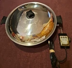 West Bend Lektro Maid Oil Core Electric Skillet, 14 Inch. Great Used Condition. Fixed Price $80.00.