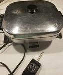 Electric Skillet. Vtg Wizard Western Auto 11 1/2" Working Condition.. Fixed Price $57.50.