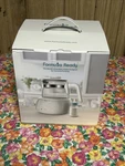 Baby Water Kettle One Button Boil Cool Down And Keep Warm Perfect Tempetature. Fixed Price $61.96.