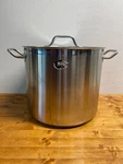 Royal Industries 20 Qt Classic Stock Pot With Lid Rspt. Fixed Price $75.00.