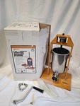 Weston Products 5LB / 3L Vertical Sausage Stuffer #73-0501-W. Fixed Price $159.99.