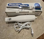 Proctor Silex Easy Slice 74311 Electric Knife White 2 Stainless Steel Blades. Fixed Price $8.99.