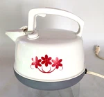 Vtg Kitchen Gourmet Electric Kettle Tea Pot Brews QUART/4 Cups Model H14A-0695. Fixed Price $19.99.