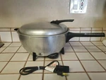 Vintage Dormeyer French-fry 9" Round Electric Skillet Model 6400--RARE. Fixed Price $149.95.