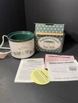 Rival Potpourri Crock # 3206 Electric Simmer White Green Ivy Vine With Box. Fixed Price $25.00.