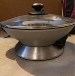 Breville Hot Wok Pro Qt 15 Settings BEW600XL (used Twice). Fixed Price $49.99.